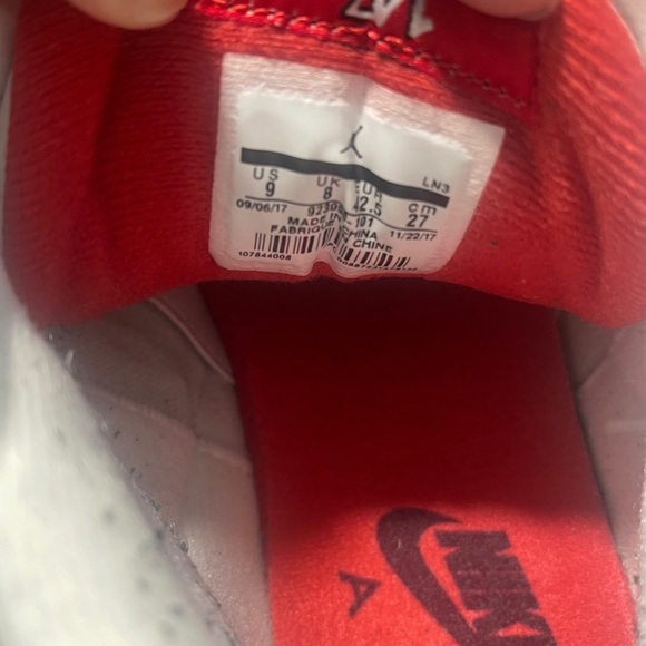 Air Jordan White and Red Sneaker Men - Picture 4 of 5